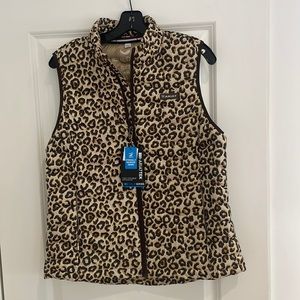 Ariat down vest, size L, New